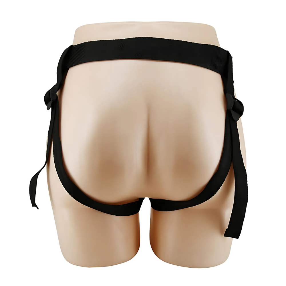 Strap on cavo unisex con harness, visto da dietro, con mutandina aperta